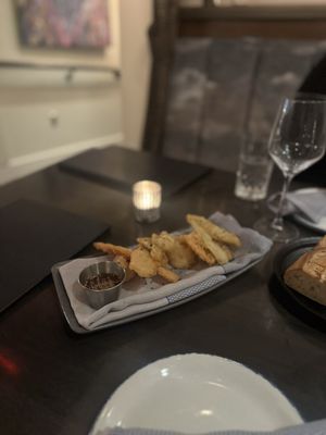 J. Hollinger's Waterman's Chophouse by null
