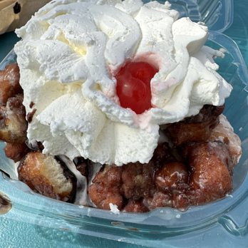 Rich Farm Ice Cream - Ice Cream & Frozen Yogurt Near Me - Bristol, Connecticut Rich Farm Ice Cream - Ice Cream & Frozen Yogurt Near Me - Bristol, Connecticut