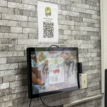 Grattin Dog - Kiosk to order from - Burgers Near Me - Altamonte Springs, Florida Grattin Dog - Kiosk to order from - Burgers Near Me - Altamonte Springs, Florida