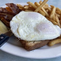 Phoenix Family Restaurant - Fried egg sandwich