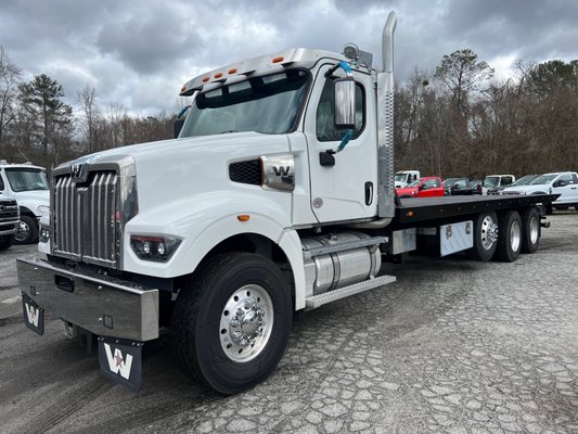 BLACKBURN TRUCK EQUIPMENT - Updated March 2026 - 14 Photos - 293 ...