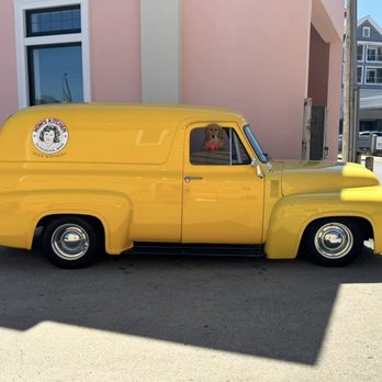 Mom's Kitchen - Mom's kitchen's truck - Breakfast & Brunch Near Me - Gloucester, Massachusetts Mom's Kitchen - Mom's kitchen's truck - Breakfast & Brunch Near Me - Gloucester, Massachusetts