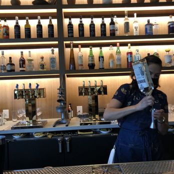 Da Gama - Well supplied bar with a wonderfully proficient bartender - Indian Near Me - Houston, Texas Da Gama - Well supplied bar with a wonderfully proficient bartender - Indian Near Me - Houston, Texas