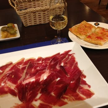 Cinco Jotas - Let's get started: jamón ibérico y Osborne sherry - Spanish Near Me - Barcelona, B