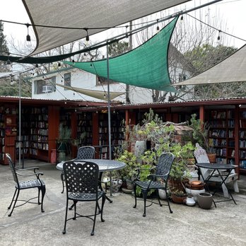 Bart's Books - Bookstores Near Me - Ojai, California
