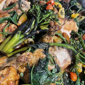 Lapper Sports Bar + Kitchen - Roasted chicken - Sports Bars Near Me - San Diego, California