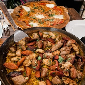 La Cosecha Bar + Restaurant - Meat Paella and Margherita Pizza - Spanish Near Me - Paso Robles, California