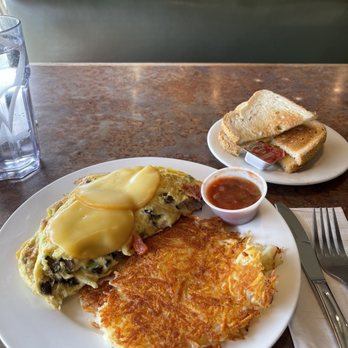 Nano Cafe - Portobello & asparagus omelette with hash brown and toast - American Near Me - Monrovia, California Nano Cafe - Portobello & asparagus omelette with hash brown and toast - American Near Me - Monrovia, California