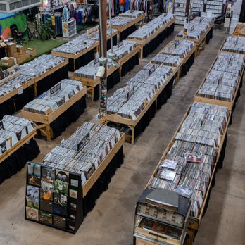 Doc's Records & Vintage - Vinyl Records Near Me - Fort Worth, Texas Doc's Records & Vintage - Vinyl Records Near Me - Fort Worth, Texas