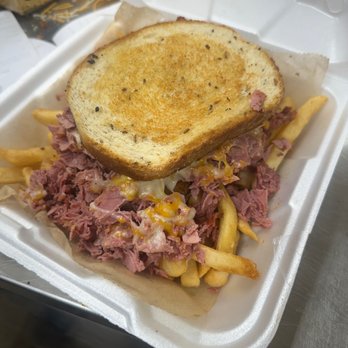 Conant Street Grill - Corn beef - Burgers Near Me - Detroit, Michigan Conant Street Grill - Corn beef - Burgers Near Me - Detroit, Michigan