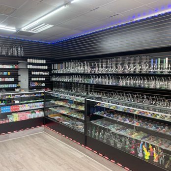 Sky High Vape & Smoke - Inside - Tobacco Shops Near Me - Sonoma, California Sky High Vape & Smoke - Inside - Tobacco Shops Near Me - Sonoma, California