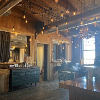 Coffee & Cotton - From the entrance side looking into dining - Coffee & Tea Near Me - Lowell, Massachusetts