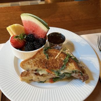 Hearthstone Lounge - Parmesan-Crusted Grilled Cheese Sandwich - Lounges Near Me - Anaheim, California Hearthstone Lounge - Parmesan-Crusted Grilled Cheese Sandwich - Lounges Near Me - Anaheim, California