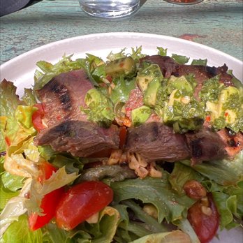 Mosaic Restaurant - Steak salad split - Bars Near Me - Redding, California Mosaic Restaurant - Steak salad split - Bars Near Me - Redding, California