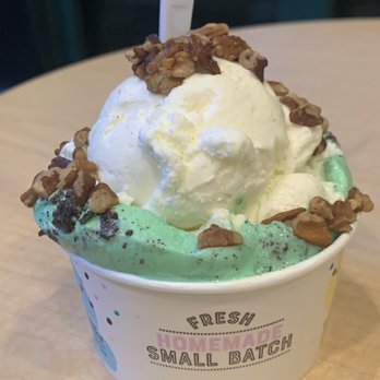 Marble Slab Creamery - Mint Oreo with a scoop of sweet cream topped with pecans - Ice Cream & Frozen Yogurt Near Me - Oklahoma City, Oklahoma