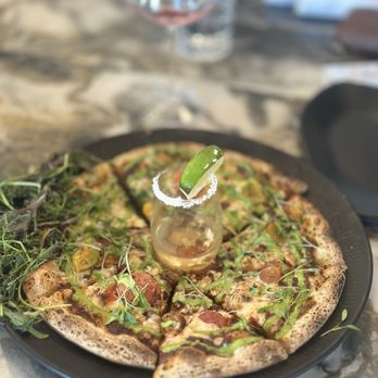 Slate Table + Bar - Pizza Margherita Margarita Pizza Gluten-Free - Wine Bars Near Me - League City, Texas Slate Table + Bar - Pizza Margherita Margarita Pizza Gluten-Free - Wine Bars Near Me - League City, Texas