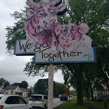 Whisler's Drive Up - a sign for we go together - Fast Food Near Me - Carthage, Missouri