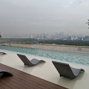 Manila Marriott Hotel - Infinity pool in the new building. - Hotels Near Me - Manila, NCR Manila Marriott Hotel - Infinity pool in the new building. - Hotels Near Me - Manila, NCR