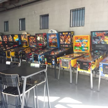 EightyTwo - Bars Near Me - Los Angeles, California EightyTwo - Bars Near Me - Los Angeles, California