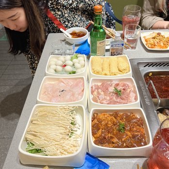 Haidilao Hotpot - Hot Pot Near Me - Vancouver, British Columbia Haidilao Hotpot - Hot Pot Near Me - Vancouver, British Columbia