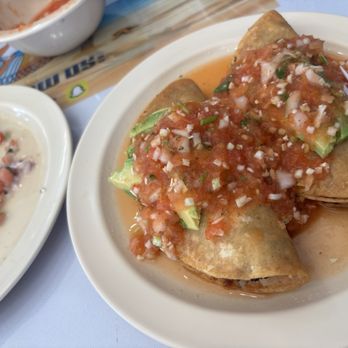 Mariscos 4 Vientos - Tacos dorados de camarón. - Seafood Near Me - Los Angeles, California