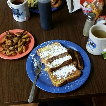 Somewhere in Time Cafe - French toast with homefries and sausage - Breakfast & Brunch Near Me - Mystic, Connecticut Somewhere in Time Cafe - French toast with homefries and sausage - Breakfast & Brunch Near Me - Mystic, Connecticut