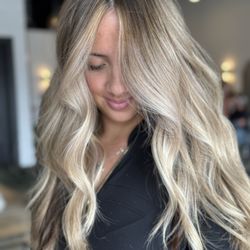 Theo Salon and Collective
