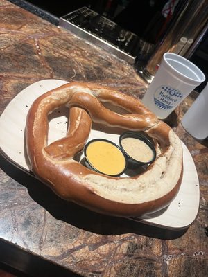 Point & Feather by null