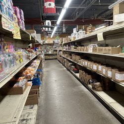380 Auction Discount Warehouse