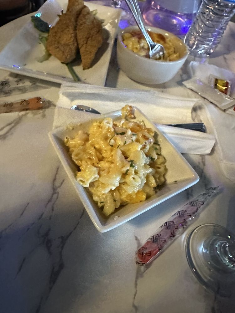 TOUCHE LOUNGE & GRILL CLOSED Updated September 2024 11 Photos