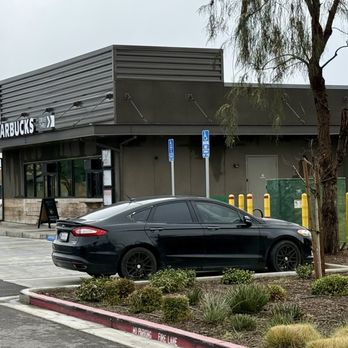Starbucks - Open Christmas Day! - Coffee & Tea Near Me - Madera, California
