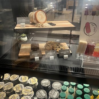 Capital One Café - Banks & Credit Unions Near Me - Scottsdale, Arizona