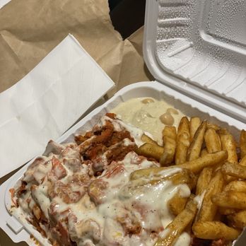 The Munchies - Chicken over Rice Platter - Fast Food Near Me - New York, New York The Munchies - Chicken over Rice Platter - Fast Food Near Me - New York, New York