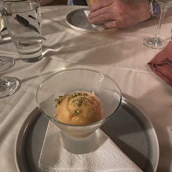 NF Catering - Peach sorbet and champagne - Personal Chefs Near Me