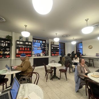 Intelligentsia Coffee - Inside - Coffee & Tea Near Me - Chicago, Illinois