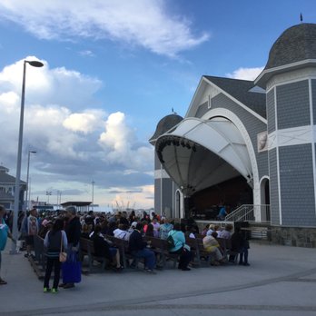 Hampton Beach Seafood Festival - Hampton Beach Seafood Festival 9/2017 - Festivals Near Me - Hampton, New Hampshire Hampton Beach Seafood Festival - Hampton Beach Seafood Festival 9/2017 - Festivals Near Me - Hampton, New Hampshire