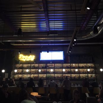 Roger's Liquid Oasis - Wine Bars Near Me - Edgewater, Colorado