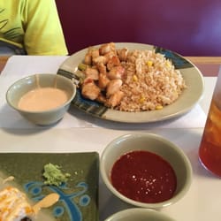 Trido of Japan - Chicken Teriyaki is a good hit with the kids!!! He loved it!! Didn't get a pic of soup & salad but he loved that as well.