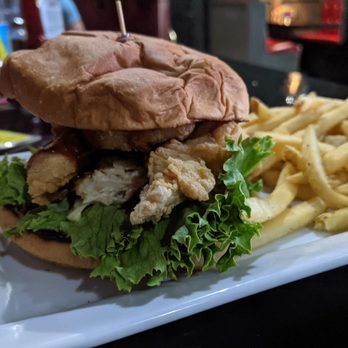 Dave & Buster's Denver - hawaiian chicken sandwich - not great, meat kinda dry and bland, sauce not very appealing - American Near Me - Denver, Colorado Dave & Buster's Denver - hawaiian chicken sandwich - not great, meat kinda dry and bland, sauce not very appealing - American Near Me - Denver, Colorado