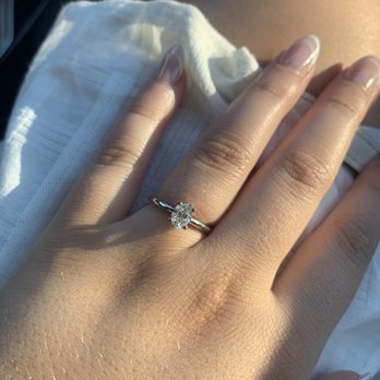 Maxon Fine Jewelry - 14k white gold engagement ring  - oval brilliant cut measuring 6.52 x 4.63 x 3.20mm - H color - VS2 clarity  - total carat weight 0.65 - Jewelry Near Me - Springfield, Missouri