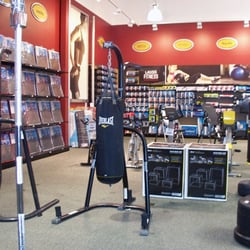 DICK'S Sporting Goods