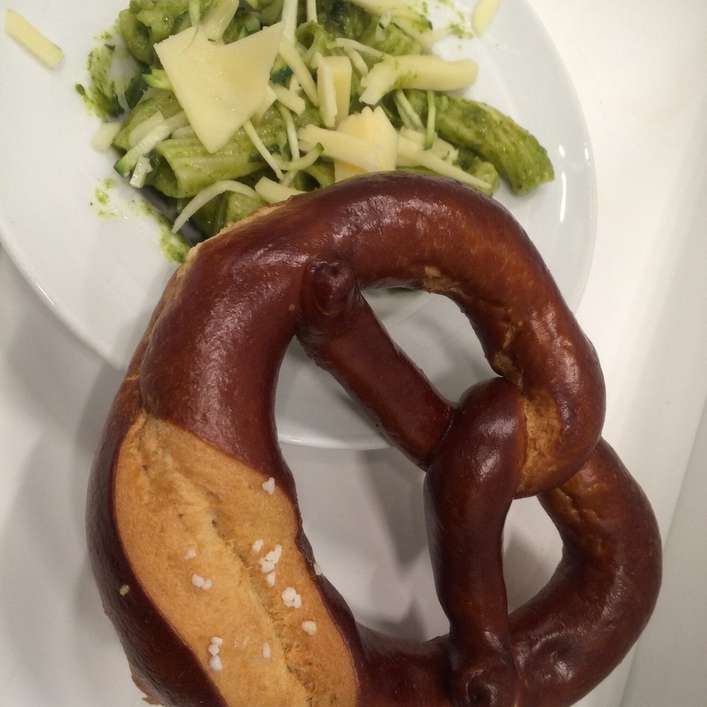 Seasonal dish:pasta & bretzel Seasonal dish:pasta & bretzel