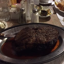 Hilltop Resort Supper Club & Motel - Great tasting prime rib... So Good!!!