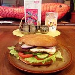Franko's - FRANKO'S burger