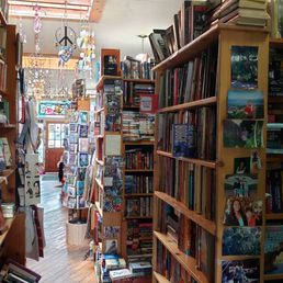 Cozy and charming interior! (Back, looking toward front of store.) Cozy and charming interior! (Back, looking toward front of store.)