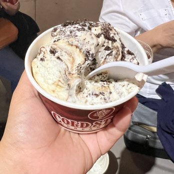 Cold Stone Creamery - Like it Founder's Favorite - Ice Cream & Frozen Yogurt Near Me - Fresno, California