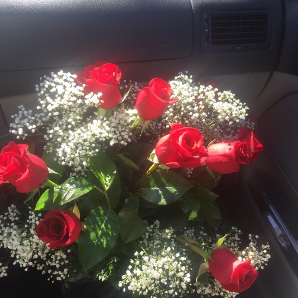 Franco's Flowers - Extremely pleased. Picked my own flowers and got a great deal all under $50 :D will most definitely come here again. - Florists Near Me - Encinitas, California