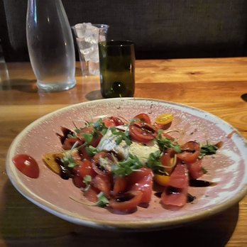 Basso - Heirloom Tomato Burrata - Bars Near Me - Saint Louis, Missouri