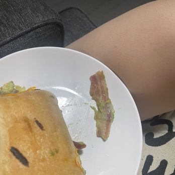 Lincoln Station - Undercooked bacon - Coffee & Tea Near Me - Brooklyn, New York