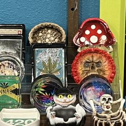 Hippie Gypsy - Cool ashtrays!